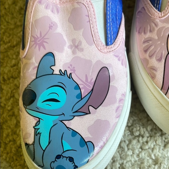 LILO and angel slip on canvas shoes. - Picture 9 of 10